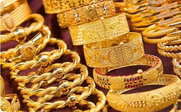 నూతన ఒరవడికి తెర తీసిన బంగారం ధరలు